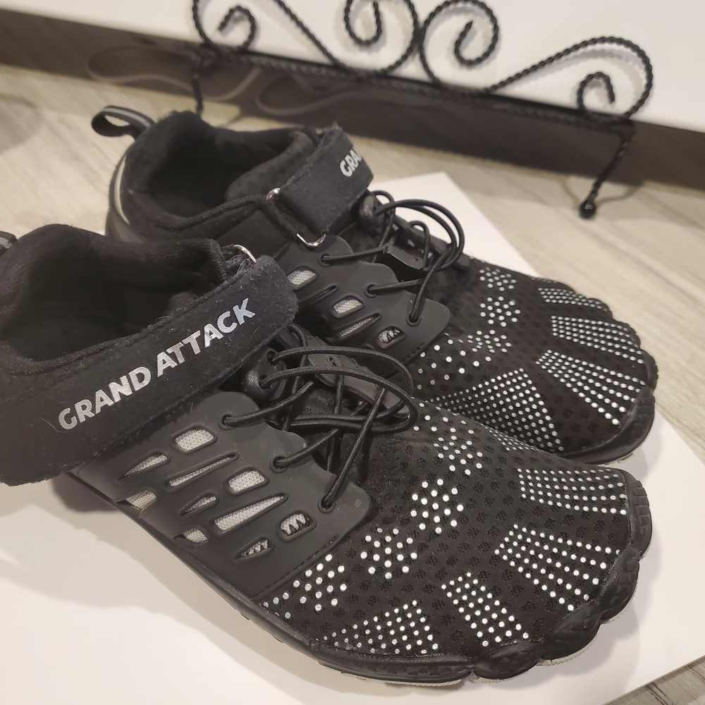 Grand Attack Mens Barefoot Minimalist Cross Trainers Size 11 Wide - Picture 2 of 9